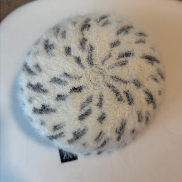 Kangol Bin Matrix Furgora White and Black Bucket Hat - Picture 4 of 5